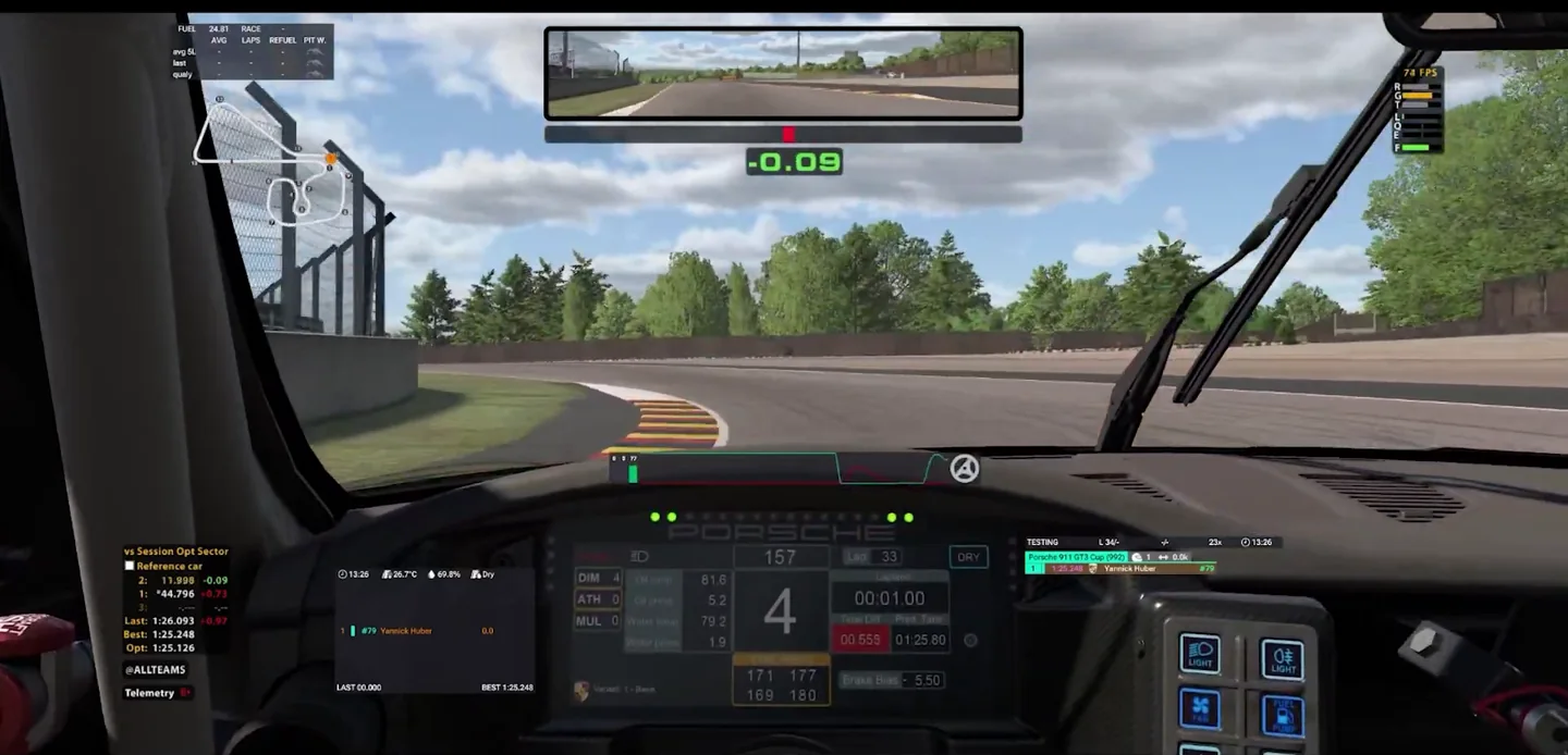 Yanik's onboard in iRacing after the change with the delta readout showing minus 0.09 in green, the car rotation sim racing fix paying off.
